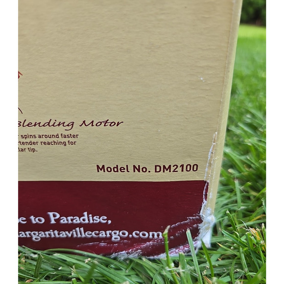 NEW Margaritaville DM2100 Fiji Frozen Concoction Maker w/Pitcher Blender - Picture 3 of 10